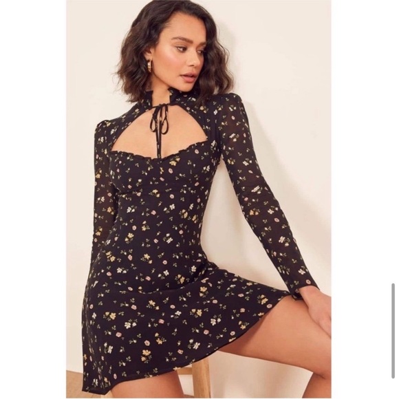 ⛔️SOLD⛔️Reformation Vivianne Black Floral Cut Out Long Sleeve Mini Dress Size 10 - Picture 2 of 9